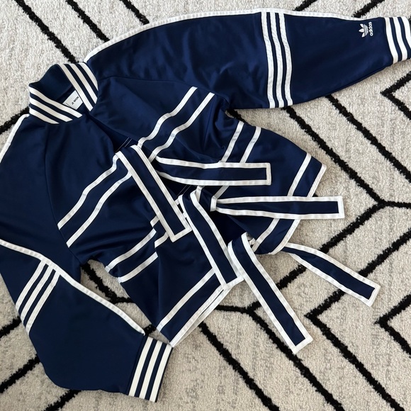 Adidas Originals by Ji Won Choi Dark Blue Jacket with White Accents - Picture 3 of 16